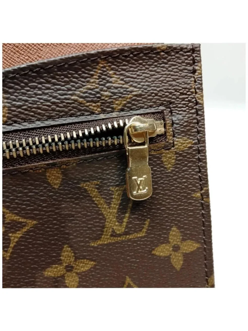 Authentic Louis Vuitton Pochette Rabat Monogram Clutch Wallet